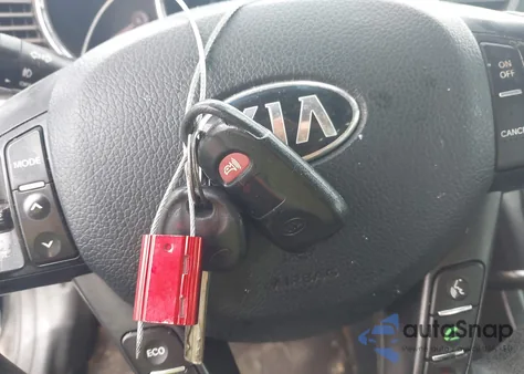 2013 Kia Optima Lx z USA, uszkodzony, nr VIN 5XXGM4A75DG138157